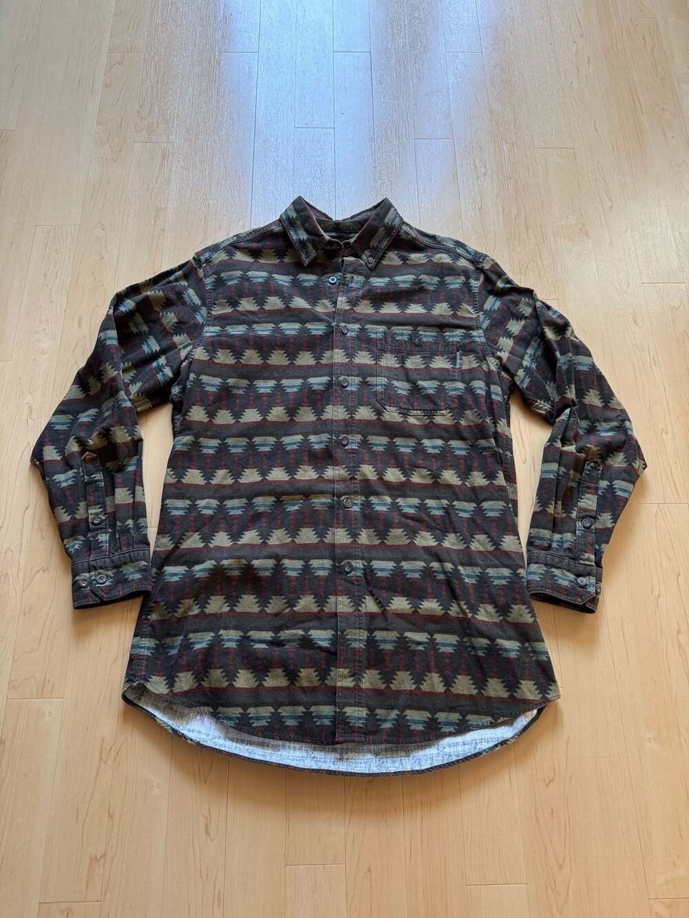 90s Woolrich Brown Aztec Geometric Print Long Sleeve Flannel